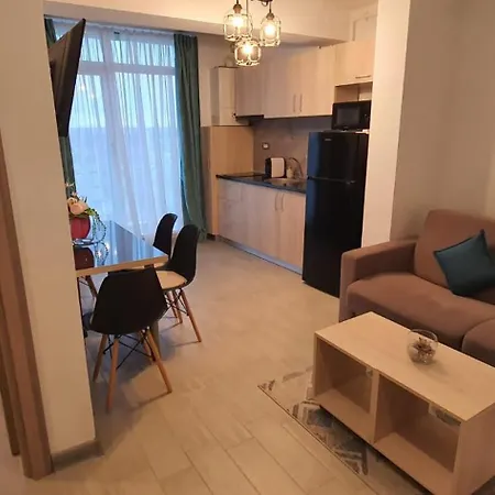 Waterfront Premier Promenada Heated Pool Prima Linie Apartament Năvodari
