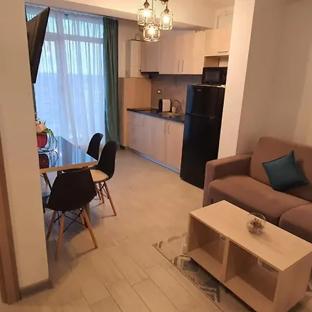 Waterfront Premier Promenada Heated Pool Prima Linie Apartament Năvodari