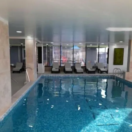 Apartment Waterfront Premier Promenada Heated Pool Prima Linie