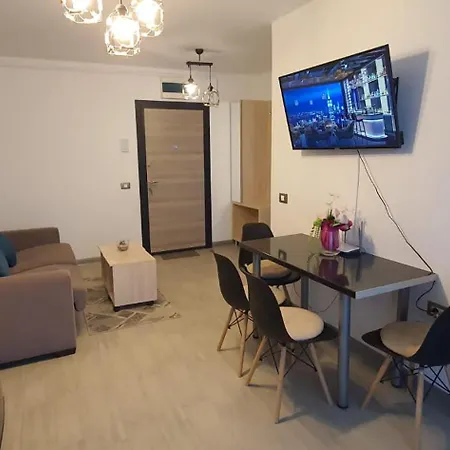 Waterfront Premier Promenada Heated Pool Prima Linie Apartament Năvodari